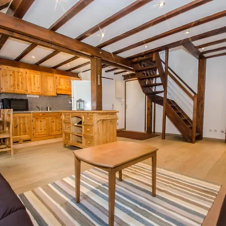 Duplex Centre Pour 6 Avec Parking Et Wifi - Fr-1-343-240 Apartament