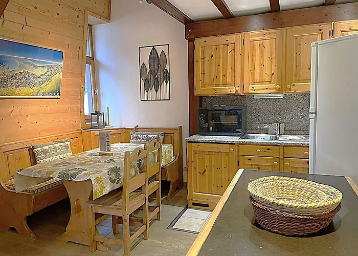 Apartment Duplex Centre Pour 6 Avec Parking Et Wifi - Fr-1-343-240